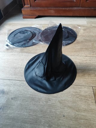 Sombrero de bruja negro nuevo a estrenar