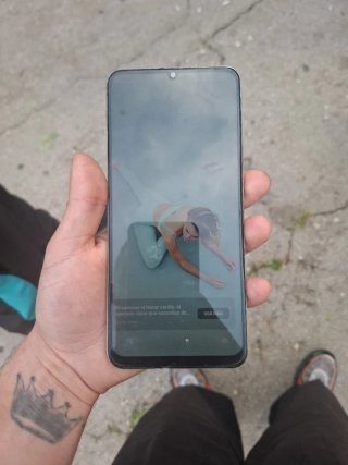 Móvil Realme Verde como nuevo