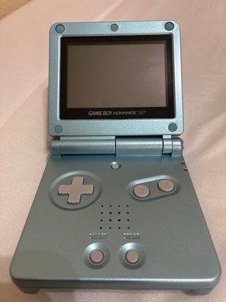 Nintendo Game Boy SP Edición Mewtwo MAS EN PERFIL