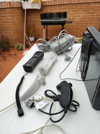Consola Nintendo Wii + Juegos y Accesorios