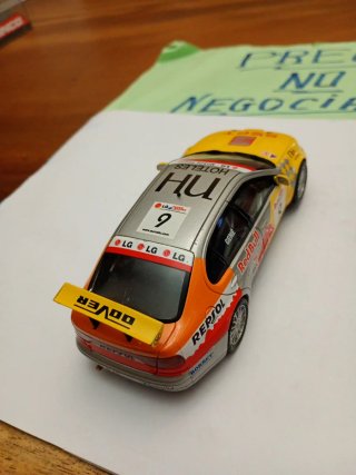 Scalextric SEAT Toledo NH Hoteles con luces 1.32