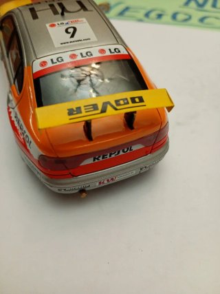 Scalextric SEAT Toledo NH Hoteles con luces 1.32