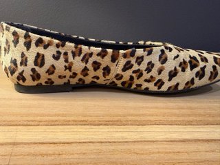 Manoletinas leopardo