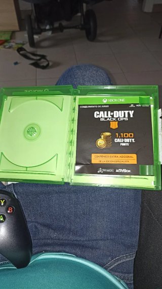 Call of Duty Black Ops 4 Caja Vacía Xbox One