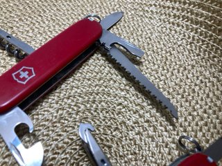 2 Victorinox Fisherman e Camper