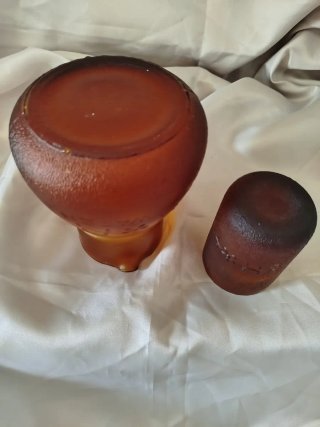 Caraffa vintage in vetro ambrato