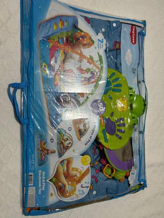 Manta de juegos Tiny Love Kick & Play