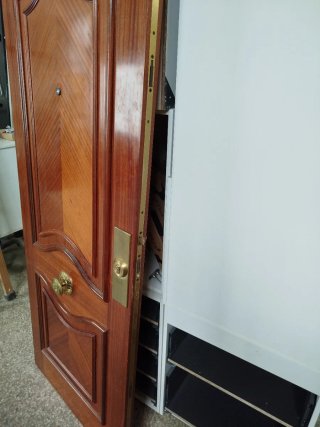 Puerta blindada Sapely