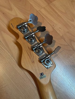 Bajo Eléctrico G&L Made in Korea