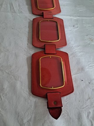 Portafotos rojo cuero vintage