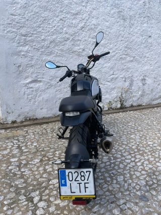 Hanway Furious 125 Naked Negra/Plata