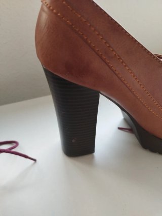 Zapatos de cuero marrones con cordones Nuevo