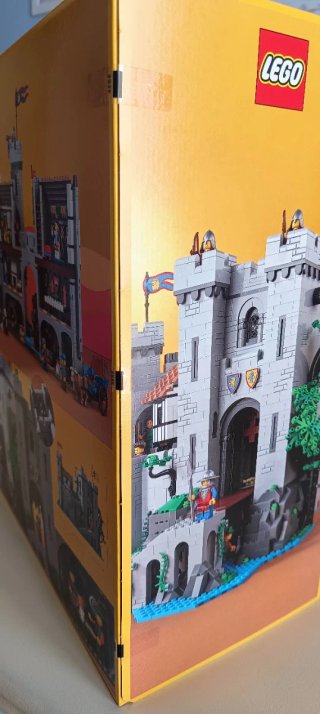 LEGO 10305 Lion Knights' Castle Sigillato
