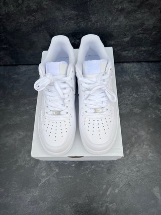 Nike Air Force 1 low’07