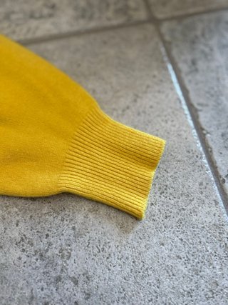 Maxi pull ampio giallo lunghezza ginocchio