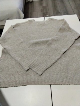 Sólo 2€ Jersey Bershka beige talla M