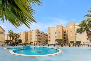 Piso en venta en La Siesta - El Salado - Torreta en Torrevieja