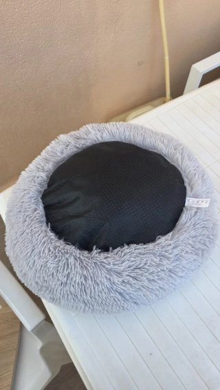 Cama redonda para mascotas suave