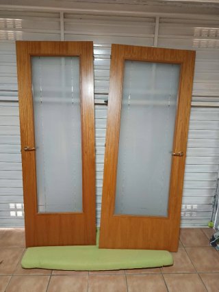 Puertas de madera con cristal