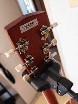 guitarra Cort CJ RETRO VBM + Funda de regalo