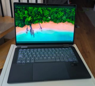 HP Spectre x360 14-eu0002ns – Ultra 7 / 16GB / 1TB
