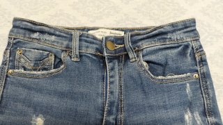 Jeans Stradivarius strappati taglia 34