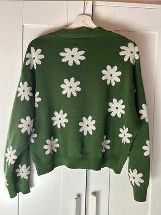 Chaqueta Stradivarius flores verde Talla XS