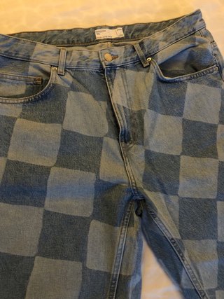 Pantalón tejano Bershka cuadros talla 46