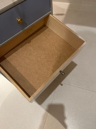 Cajonera pequeña metal y madera