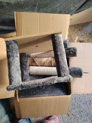 Torre para gatos de varios niveles