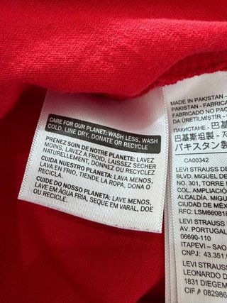 Camiseta Levi's Mujer Roja