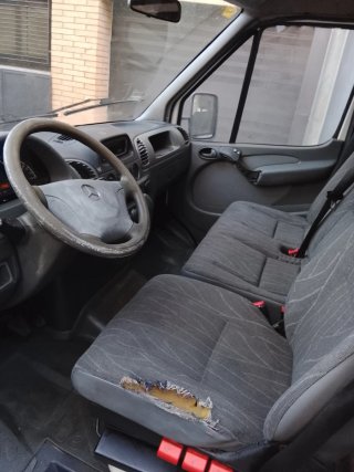 Mercedes-Benz eSprinter 2001
