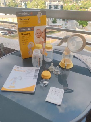 Sacaleches Medela Harmony + 3 Biberones