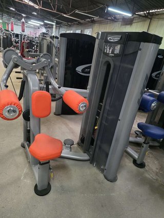 Máquina de Hombros Hi-Power 490