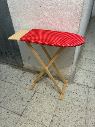 Tabla de planchar de juguete