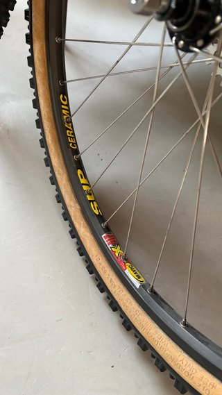 Juego Ruedas Ringle + Mavic Ceramic + freewheel 8v