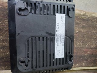 Router Cablemódem Negro de diferentes marcas