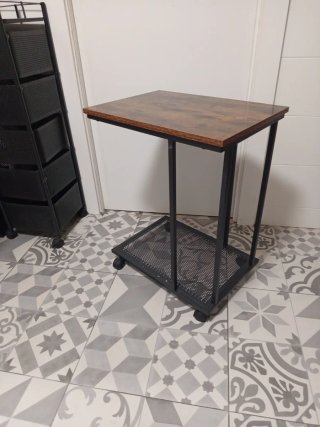 Mesa auxiliar madera y metal con ruedas