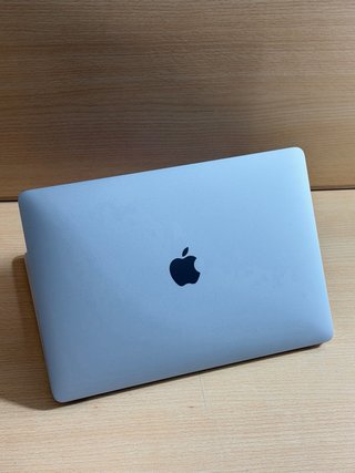 MacBook Pro 2016 (A1706) i5 / 8GB / 256GB