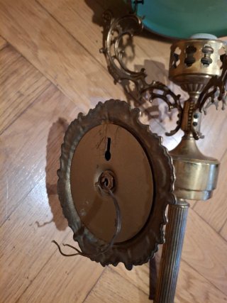 Aplique latón y opalina verde