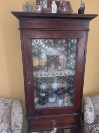Vetrinetta bar '800 con cassetto e segrete