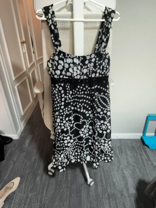 Vestido Negro y Blanco con Lunares