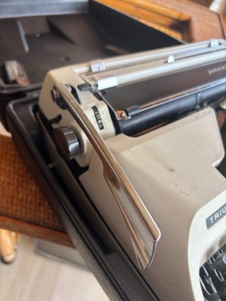 Máquina de escribir Triumph Gabriele 10