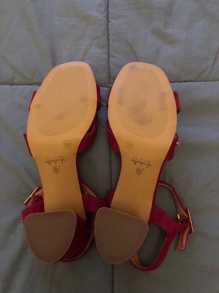 Sandalias El Caballo Fuxia  Perlas