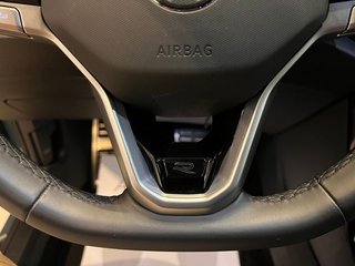 Volkswagen T-Roc R-LINE TSI 150cv DSG. SOLO 29.000km!!!