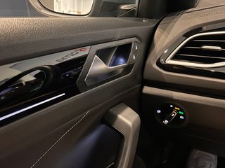 Volkswagen T-Roc R-LINE TSI 150cv DSG. SOLO 29.000km!!!