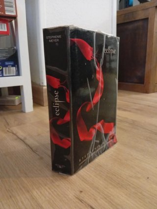 Eclipse - Book Three Of The Twilight Series