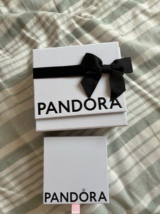 Pulsera Pandora con 6 Charms