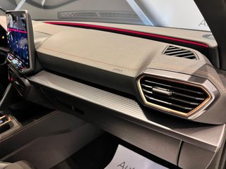 Cupra León SP e-Tsi 150cv DSG. M.2025, SOLO 18.000km!!!