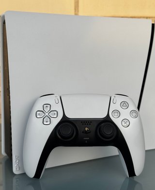Como Nueva Consola PS5 Slim Sony Blanca y Negra